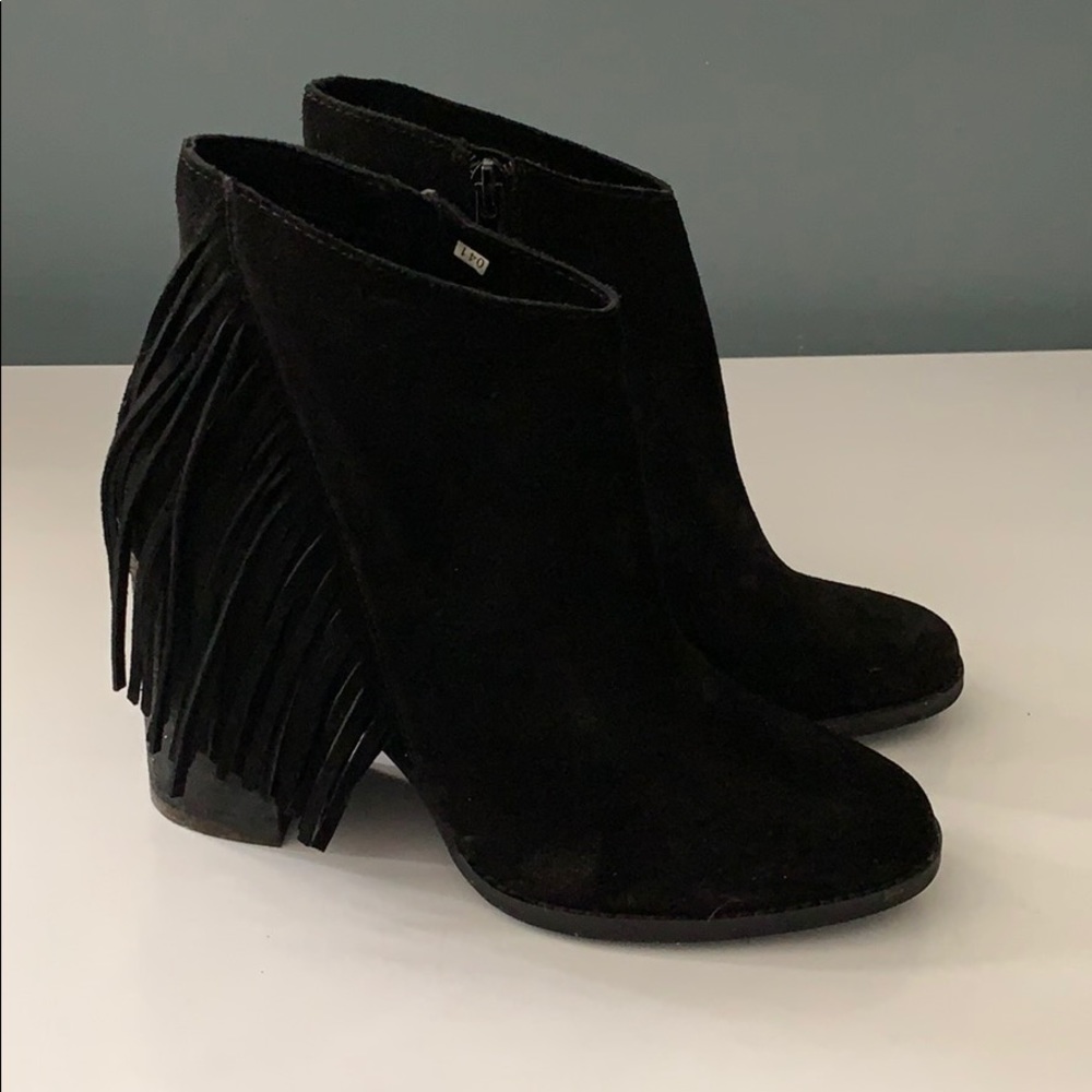 Black boots